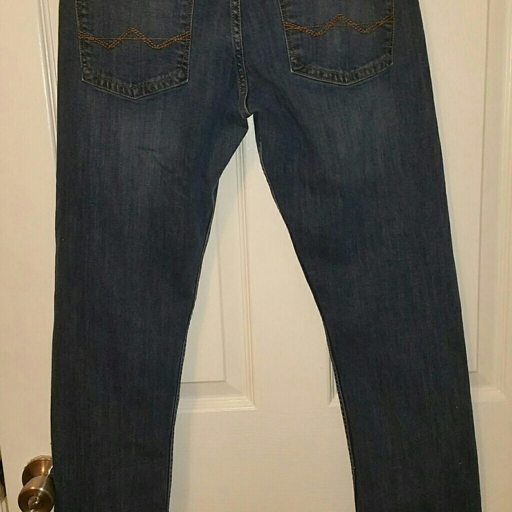 Jeans - Picture 7 of 8